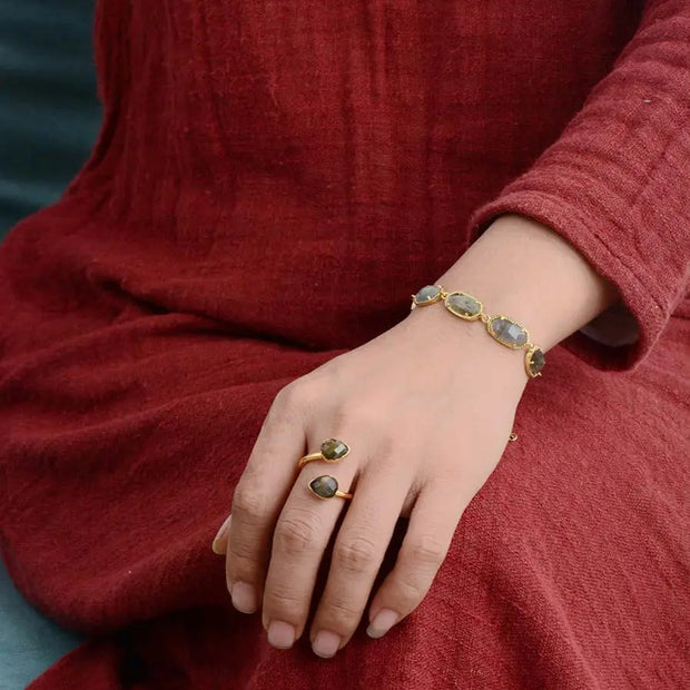 Bague "Franchise" en Labradorite