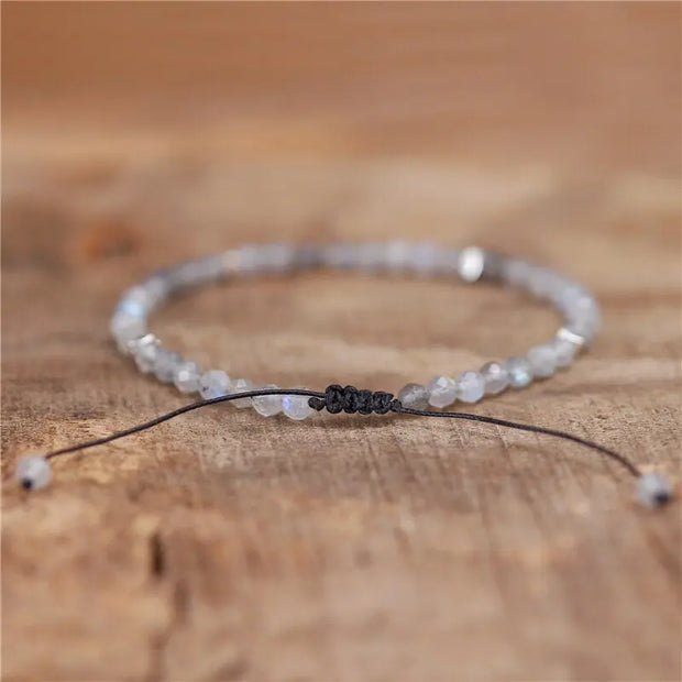 Bracelet fin en Labradorite