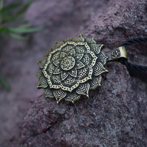 Collier Mandala Bronze - Fleur